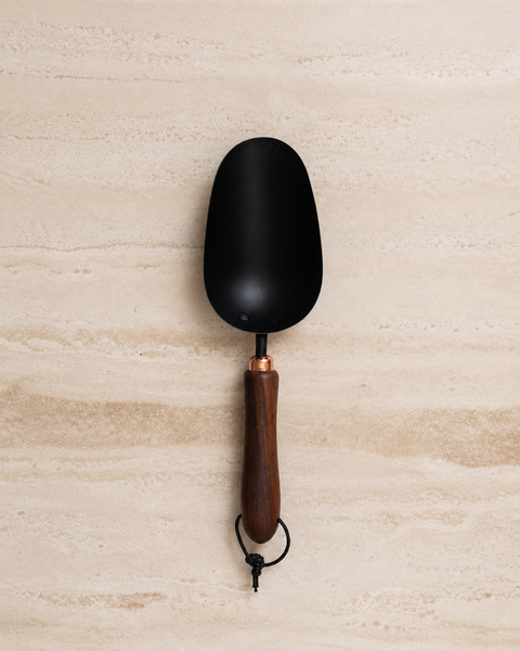 GARDEN SCOOP