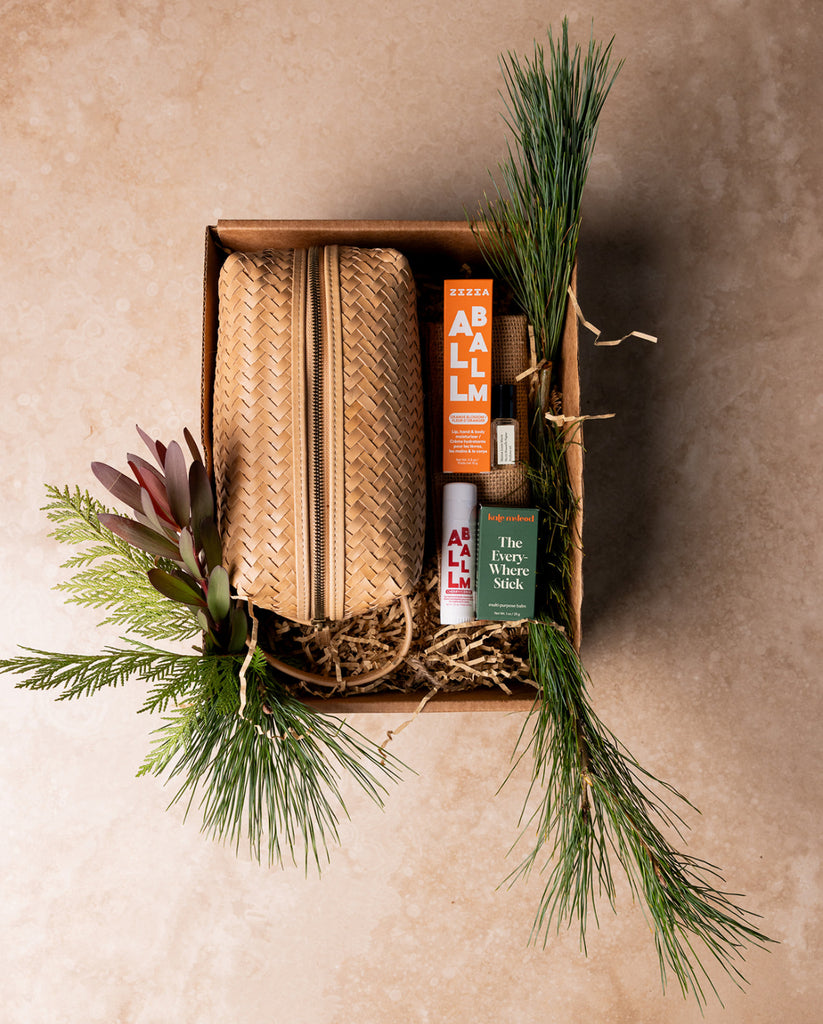 THE JET-SETTER ESSENTIALS BUNDLE