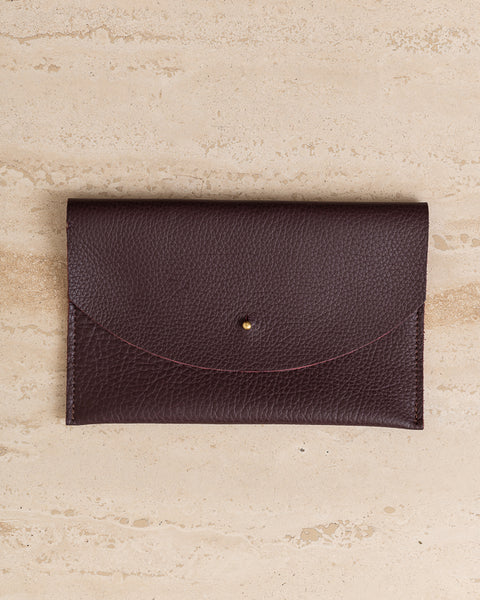 LEATHER ENVELOPE POUCH