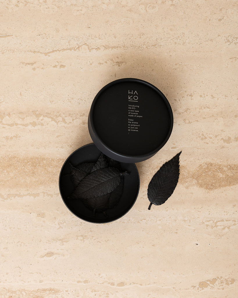 HA KO PAPER INCENSE - BLACK NO. 1  RELAX, SET OF 6