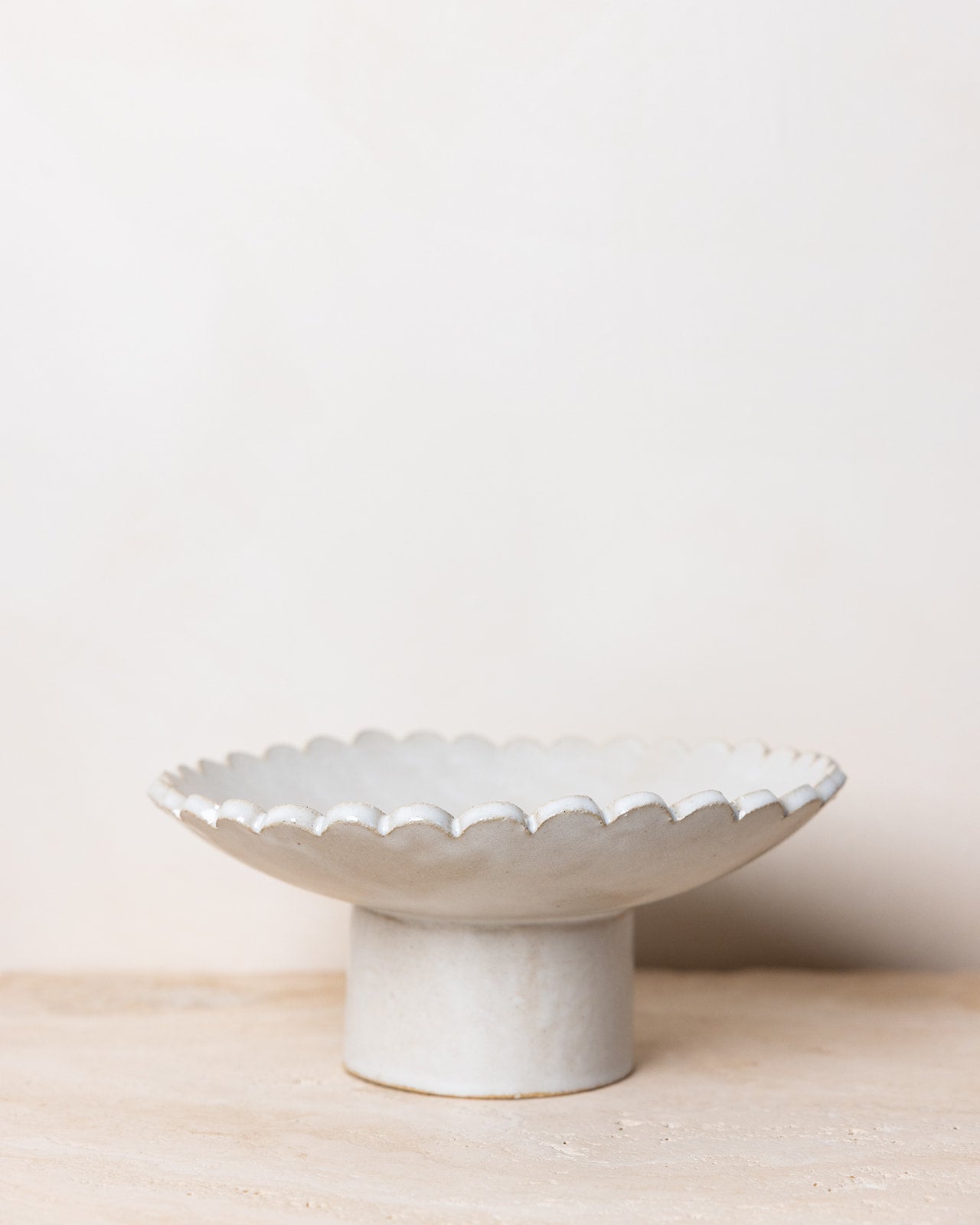 SCALLOPED PEDESTAL BOWL