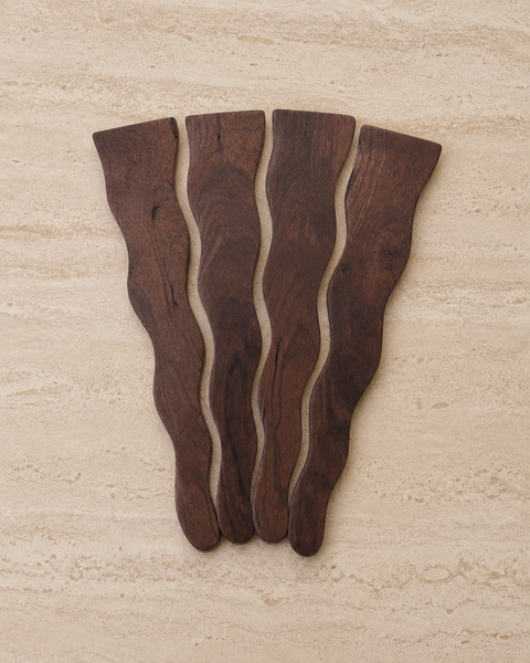 FLAT LINE WAVY SPATULA